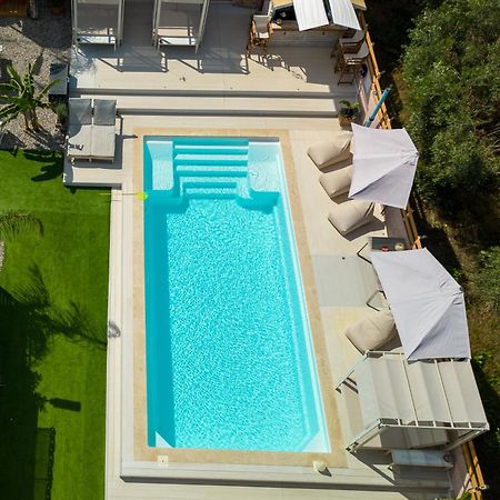 Modular Bungalows With Heated Pool Artemis Greece Exterior photo